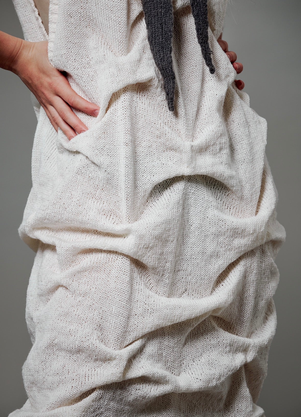 Sleeveless oversized knit dress